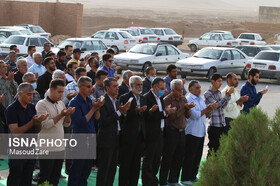 اقامه نماز عید فطر در روستای خورمیز علیا مهریز