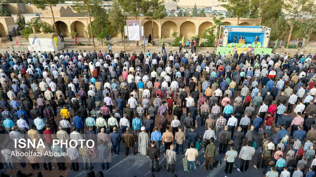 اقامه نماز عید فطر در مهریز