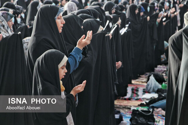 اقامه نماز عید فطر در مهریز