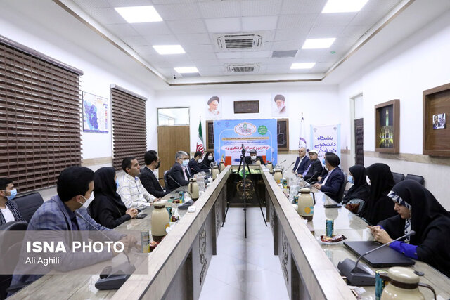 گردشگری یزد نوین نیازمند نیروهای متخصص است/گردشگری یزد جهانی باید جهانی رشد کند