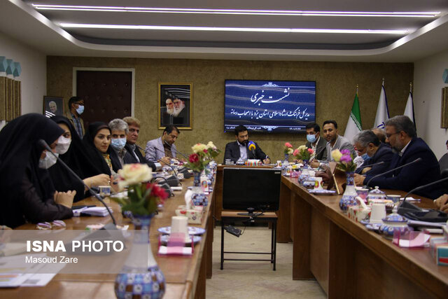 کماثربخشی مشکلی اصلی رسانههای یزد است/بهرهبرداری از تالار مرکزی یزد در پایان امسال