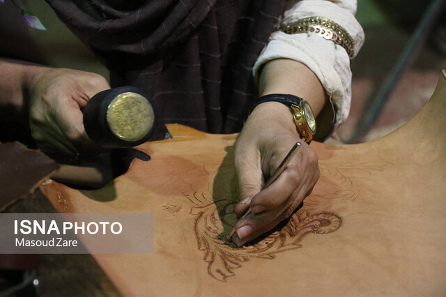 صنایع دستی یکی از مصادیق تحقق شعار است صنایع دستی یکی از مصادیق تحقق شعار است