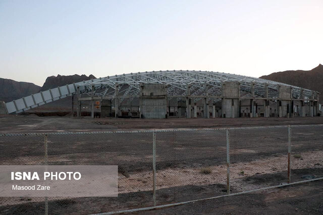 گره ۱۸ ساله مجموعه بزرگ ورزشی یزد/همه‌چیز در انتظار یک کمیسیون