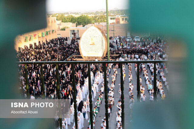 سرود «سلام فرمانده» در مهریز اجرا شد