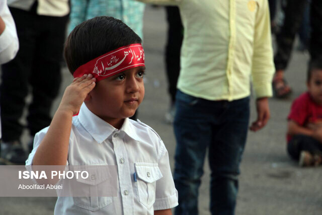 سرود «سلام فرمانده» در مهریز اجرا شد