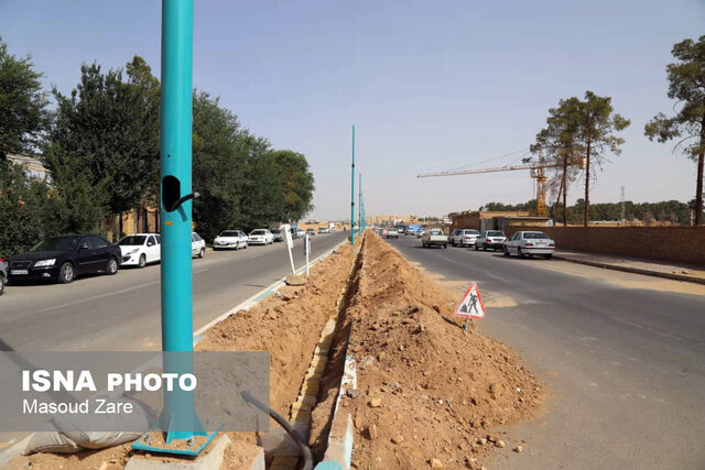 سه بلوار شهر یزد تا پایان خرداد روشن میشود
