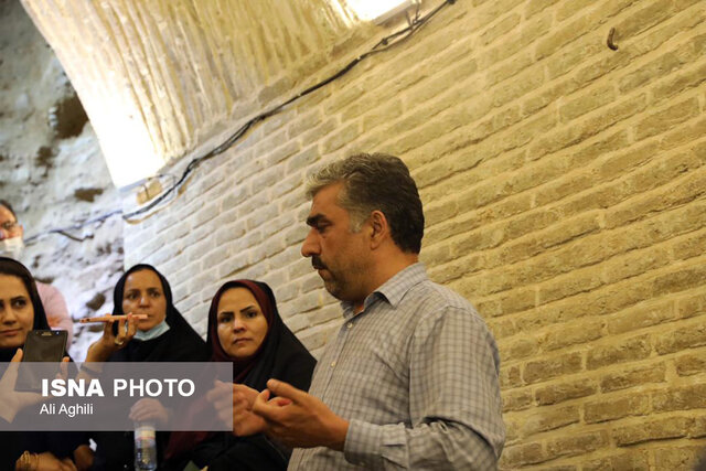 فم تور خبرنگاران در بافت تاریخی یزد