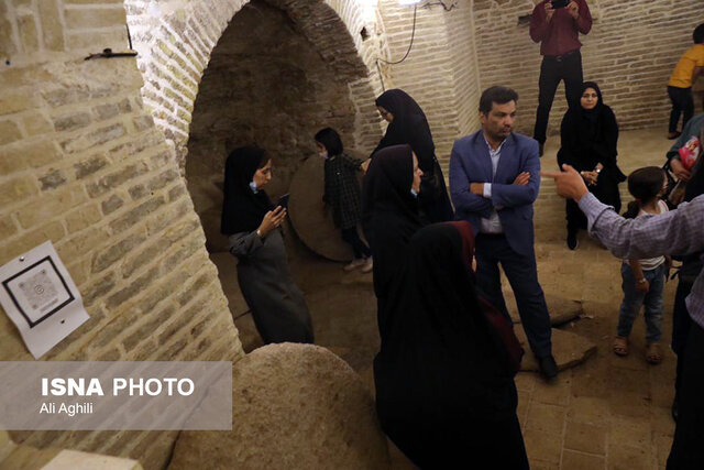 فم تور خبرنگاران در بافت تاریخی یزد