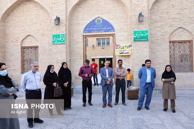 فم تور خبرنگاران در بافت تاریخی یزد