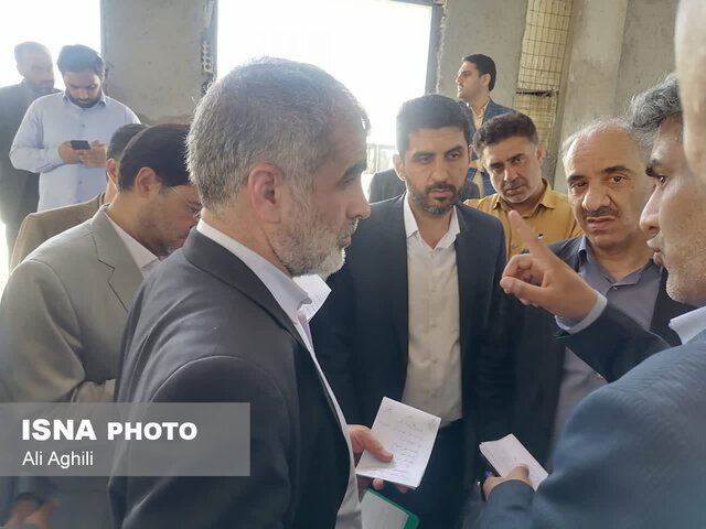 بازدید میدانی نائب رئیس مجلس از طرحهای عمرانی یزد
