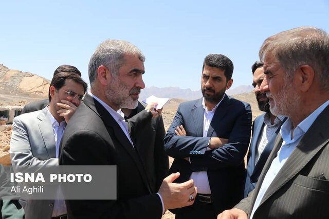بازدید میدانی نائب رئیس مجلس از طرحهای عمرانی یزد