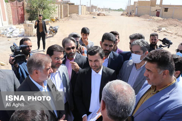 بازدید میدانی نائب رئیس مجلس از طرحهای عمرانی یزد