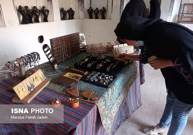 بی‌پاسخ ماندن مطالبه‌گری مشاغل خانگی ابرکوه از شهرداری 