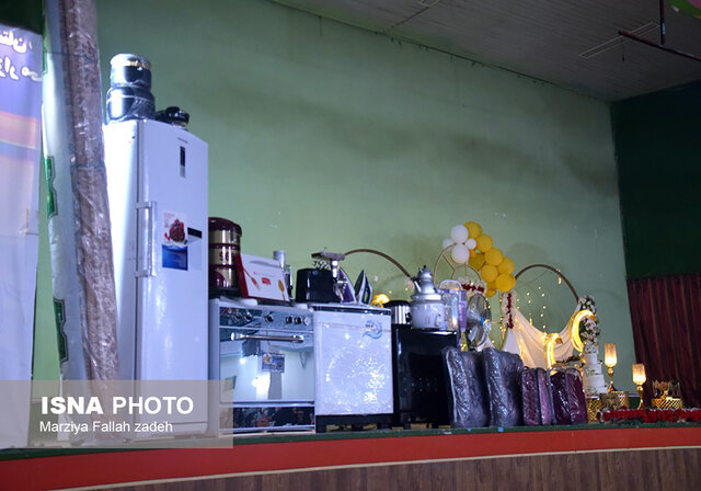 آبشار عاطفه‌های ابرکوه برای ۸ زوج نیازمند 