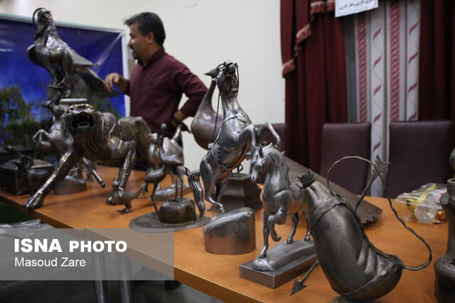 نمایشگاه توانمندیهای جامعه مهاجرین و پناهندگان یزد