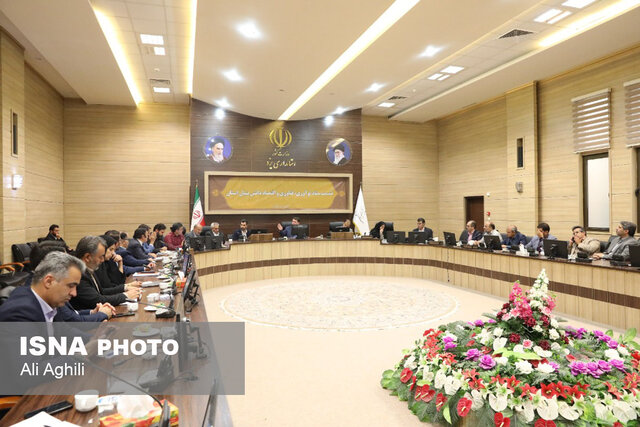 تغییر ریل گذاری توسعه یزد یک الزام عقلانی است