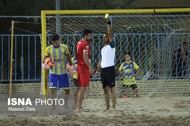 گلساپوش یزد همچنان با اقتدار در صدر جدول