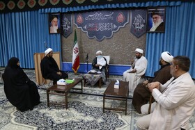 دشمن به دنبال سیاه نشان دادن امر به معروف است
