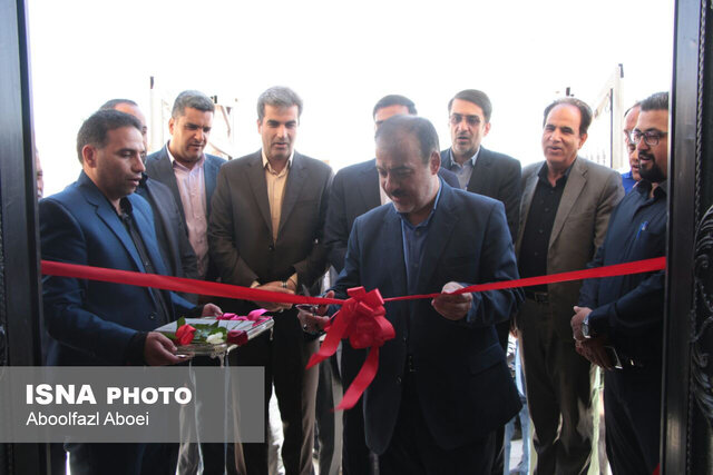 طرحهای عمرانی و اقتصادی مهریز افتتاح شد