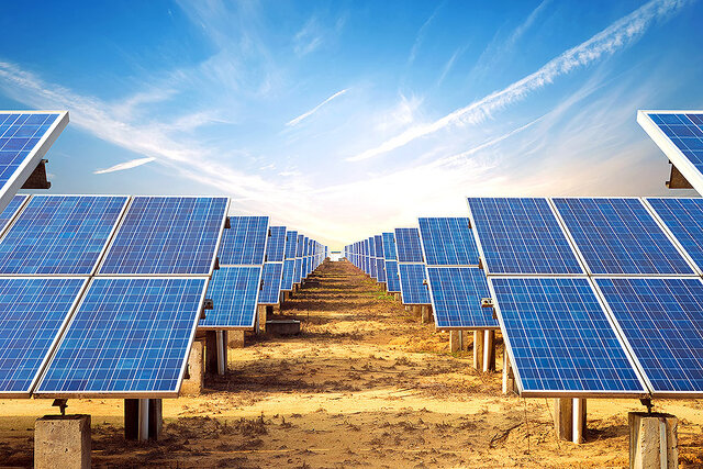 یزد همچنان پیشرو در تولید انرژی خورشیدی