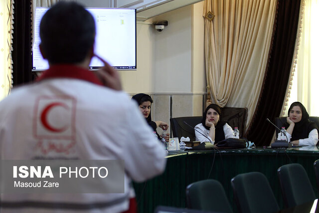 هلال احمر یزد، میزبان دوره کشوری بازآموزی پروتزهای سیلیکونی