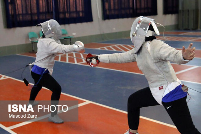 کمپ تمرینی دختران سابریست زیر نظر کاپیتان تیم ملی در یزد