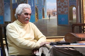 آقای پوستر ایران؛ هنرمندی شایسته و نگارگری خودساخته