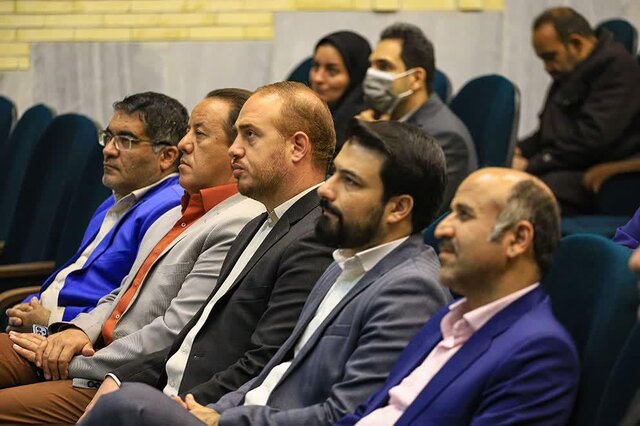 بازگشایی کتابخانه شهدای شاهدیه یزد با ظاهری جدید