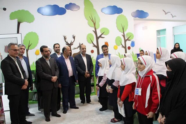 بازگشایی کتابخانه شهدای شاهدیه یزد با ظاهری جدید