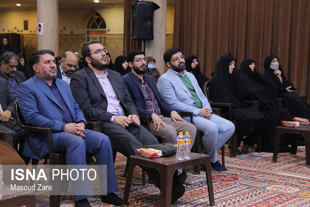 حوزه هنری یزد به مرکز جریانساز ادبیات انقلاب اسلامی تبدیل شده است