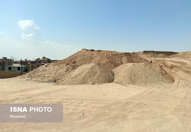 چه کسانی میراث شاهدیه یزد را به یغما میبرند؟