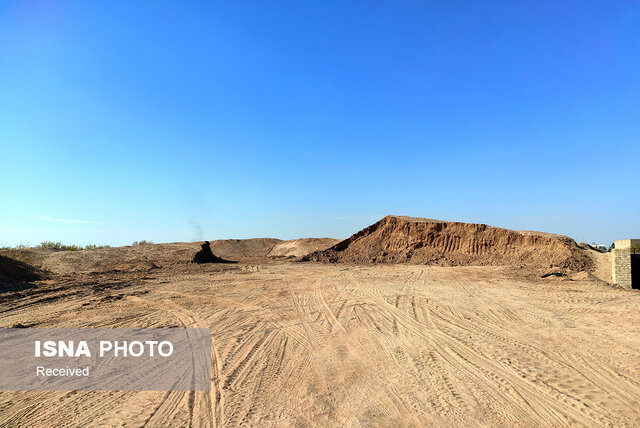 چه کسانی میراث شاهدیه یزد را به یغما میبرند؟