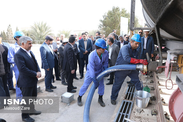 تاسیسات تخلیه ریلی فرآوردههای نفتی در یزد ایجاد و بهرهبرداری شد