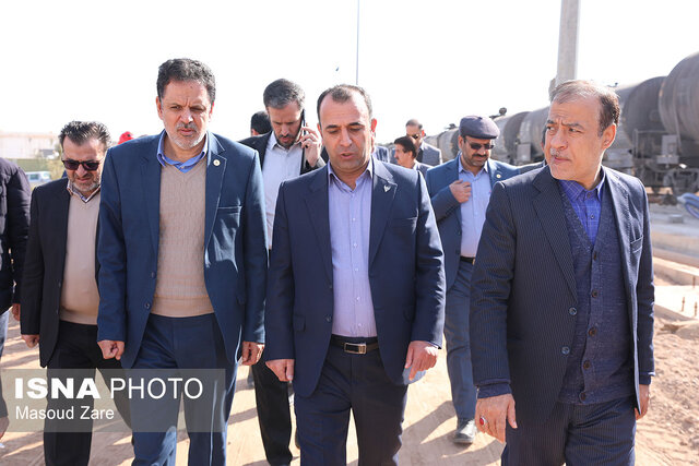 تاسیسات تخلیه ریلی فرآوردههای نفتی در یزد ایجاد و بهرهبرداری شد