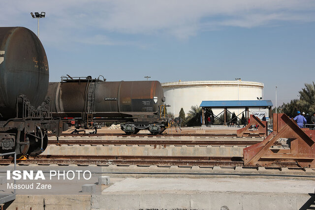 تاسیسات تخلیه ریلی فرآوردههای نفتی در یزد ایجاد و بهرهبرداری شد