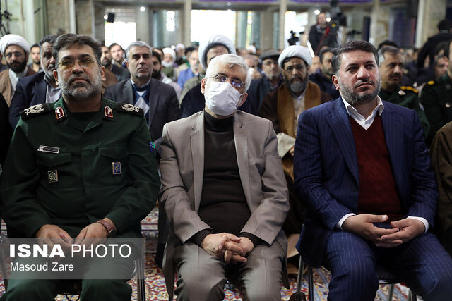 جدایی مردم از دولت فتنه استکبار است