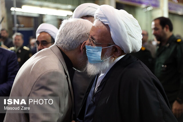 جدایی مردم از دولت فتنه استکبار است