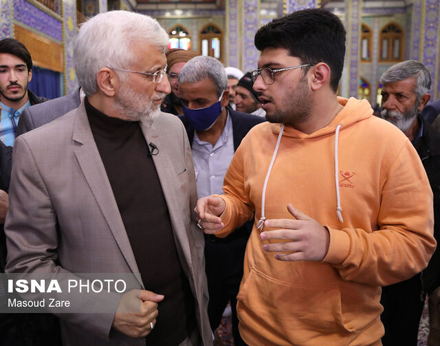 جدایی مردم از دولت فتنه استکبار است