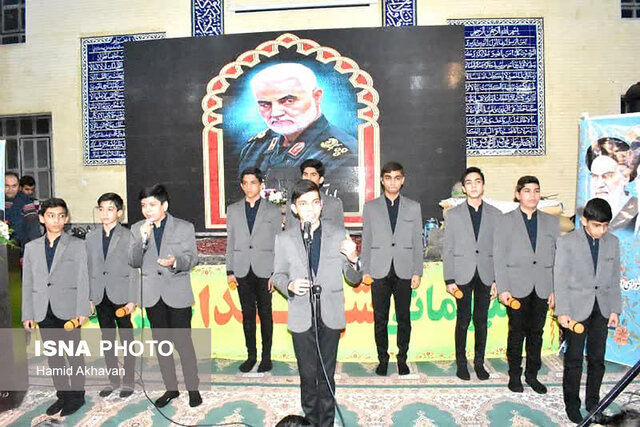 رمز محبوبیت حاج قاسم در طاعت و بندگی خداوند بود