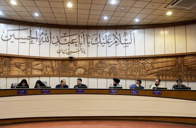 ایجاد مجموعه بزرگ رفاهی‌تفریحی و موزه فرش‌های نفیس ایران در یزد 