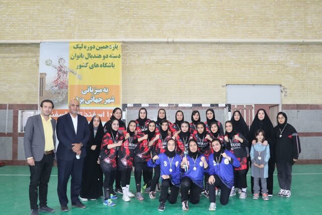 سال پر دستاورد برای هندبال یزد/راهیابی دختران آفتاب یزد به لیگ دسته اول