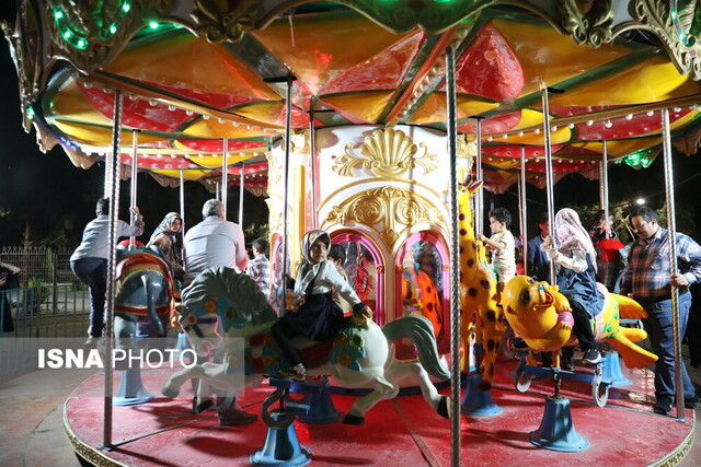 دورهمی خانوادههای دارای ۴ فرزند و بیشتر در یزد