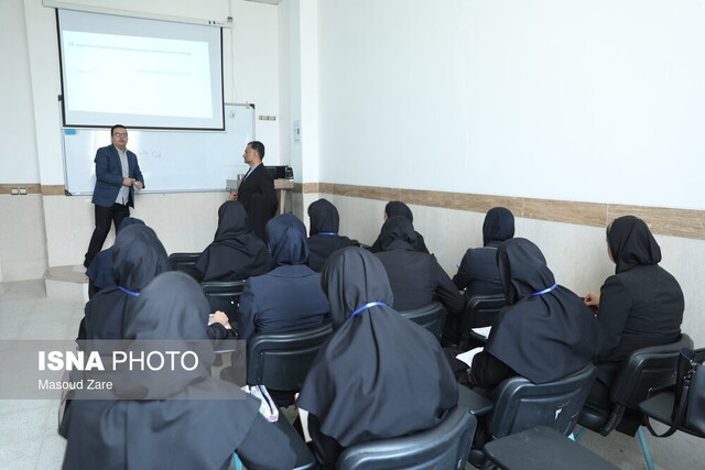 آموزش اولین گروه مهمانداران هواپیمایی تازهتاسیس «یزد ایر»