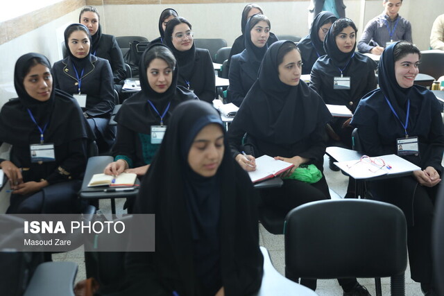 آموزش اولین گروه مهمانداران هواپیمایی تازهتاسیس «یزد ایر»