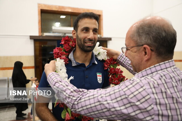 ملیپوشان ساحلی وارد یزد شدند