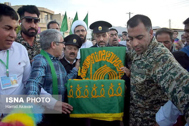 استقبال گرم مردم ولایتمدار بهاباد از کاروان خدام رضوی