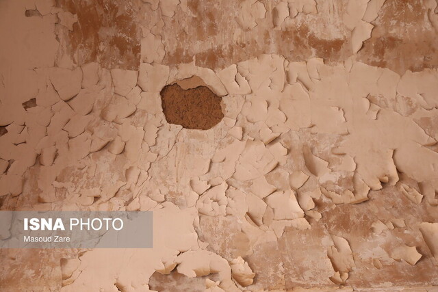 تکذیب تخریب آرایههای مسجد شیخیها/آسیب شدید مسجد ژس از ۲۰ سال رها شدن