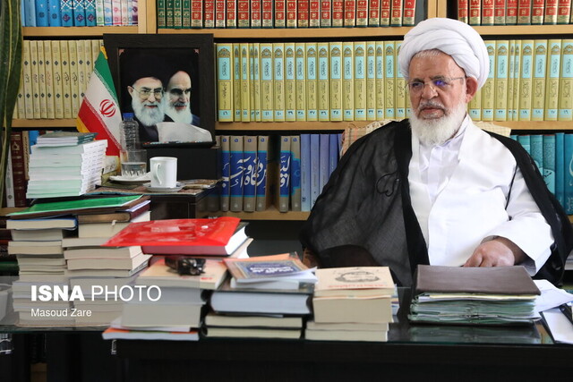 جهاددانشگاهی تربیت افراد متدین و متفکر را در جامعه رواج دهد