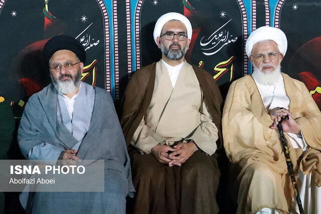 اولین یادواره شهدای روحانی و طلبه مهریز برگزار شد