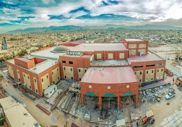 فاز ۲ مجتمع امام علی(ع) قابل بهره برداری است/مخالف واگذاری کامل آن هستیم